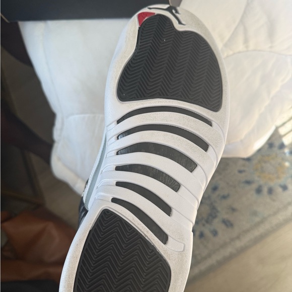 Jordan 12 Retro - Picture 5 of 6